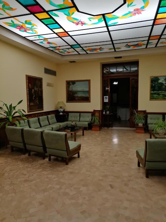 Hotel Antico Borgo ริโอโล แตร์เม ภายนอก รูปภาพ