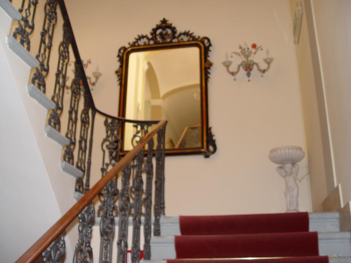 Hotel Antico Borgo ริโอโล แตร์เม ภายนอก รูปภาพ