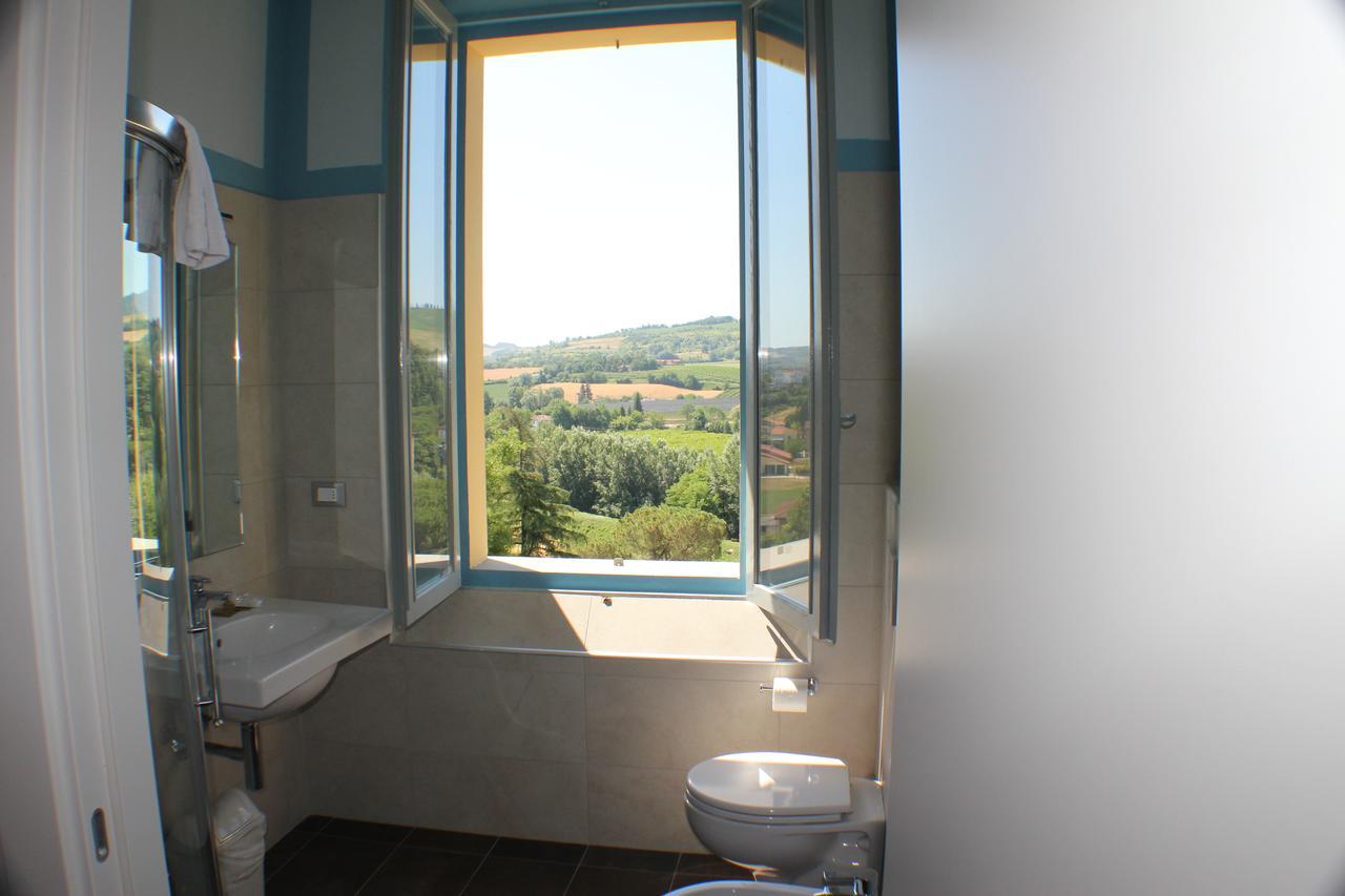 Hotel Antico Borgo ริโอโล แตร์เม ภายนอก รูปภาพ