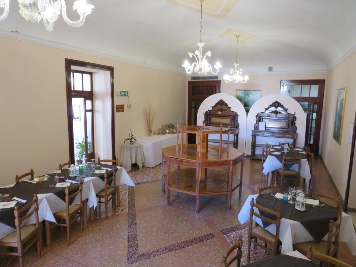 Hotel Antico Borgo ริโอโล แตร์เม ภายนอก รูปภาพ